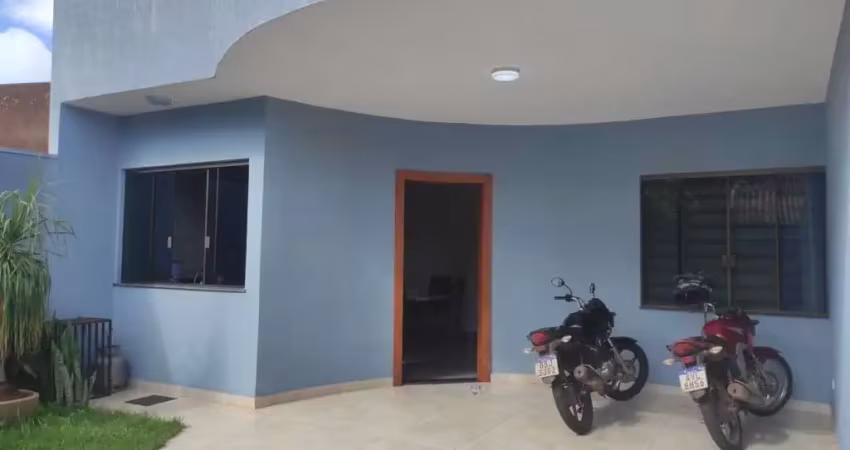 Casa com 2 quartos à venda por r$ 380000.00, 189.89 m2 - jardim vitoria - maringa/pr
