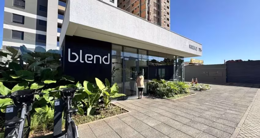 Apartamento com 3 quartos para alugar por r$ 4000.00, 0.00 m2 - zona 08 - maringa/pr