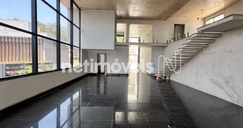 Casa em condomínio fechado com 4 quartos à venda na Rua Perseus, Bela Fama, Nova Lima
