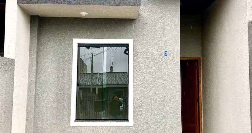 Linda  Casa no  Bairro Pinheirinho