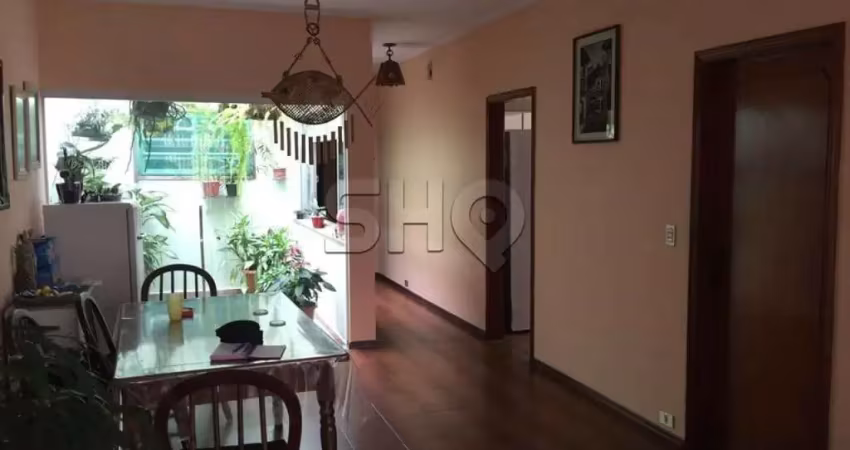 Casa com 6 quartos à venda na Cecília Calovini, 212, Vila Zat, São Paulo