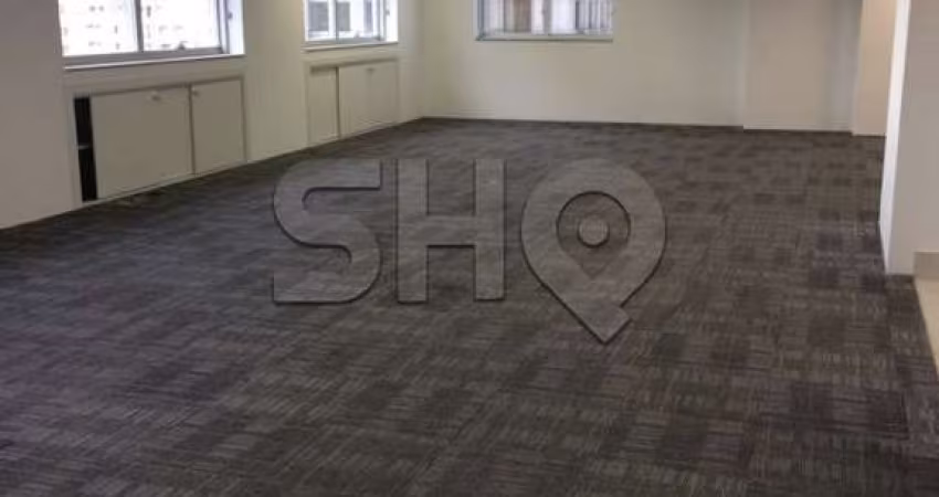 Sala comercial com 8 salas para alugar na Avenida Ibirapuera, 2315, Indianópolis, São Paulo