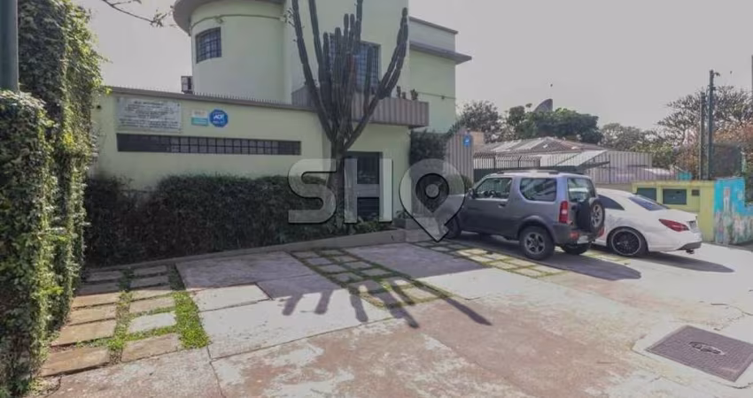 Casa comercial com 5 salas para alugar na Avenida Doutor Arnaldo, 1504, Sumaré, São Paulo