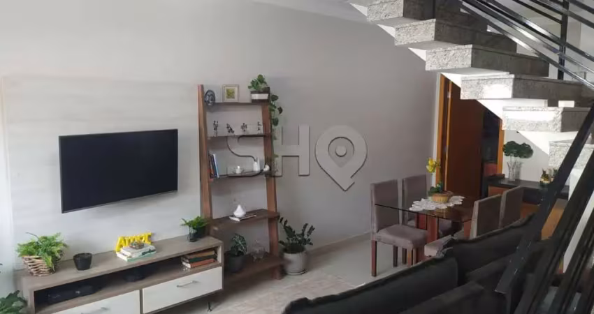 Casa em condomínio fechado com 3 quartos à venda na Rua Maria Lopes, 708, Vila Rosa, São Paulo