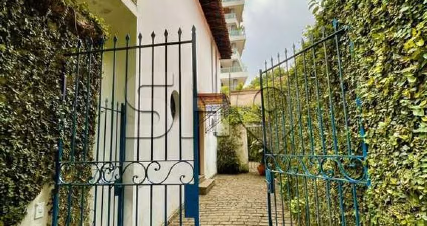 Casa com 4 quartos à venda na Oswaldo Moreira Pompeo, 26, Paraíso, São Paulo