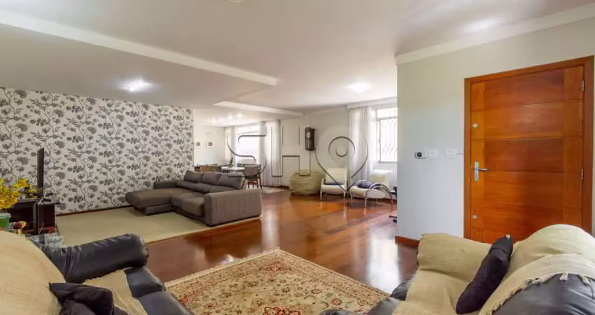 Casa com 5 quartos à venda na Antônio Alves Magan, 63, Sumaré, São Paulo