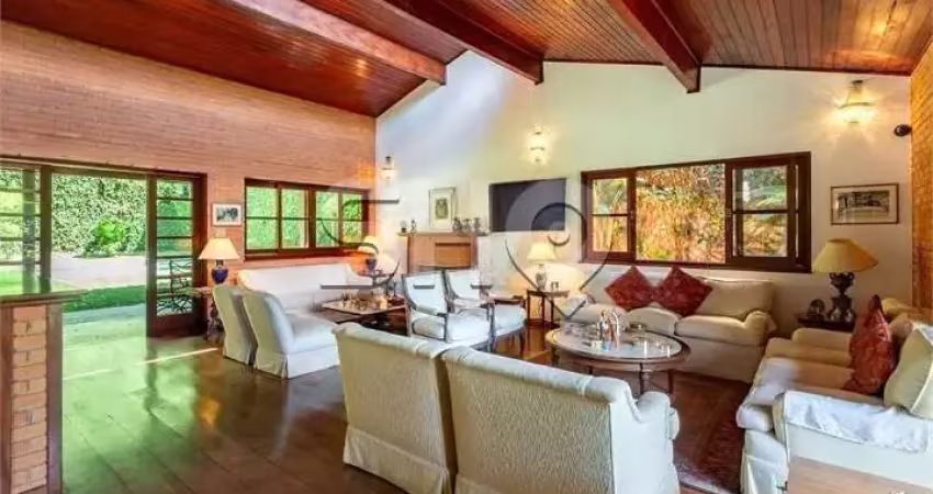 Casa com 3 quartos à venda na Rua Poconé, 525, Sumaré, São Paulo