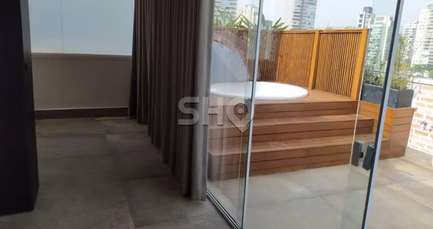 Cobertura com 2 quartos para alugar na Rua Girassol, 52, Vila Madalena, São Paulo