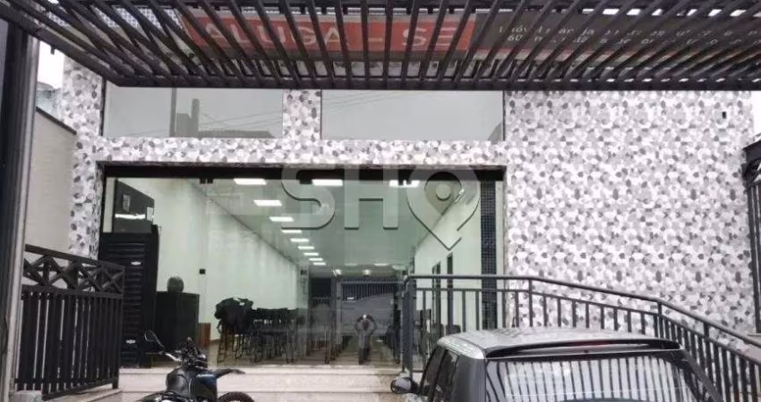 Barracão / Galpão / Depósito à venda na Avenida Ede, 572, Vila Ede, São Paulo