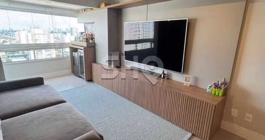 Apartamento com 3 quartos à venda na Rua Coriolano, 1474, Vila Romana, São Paulo