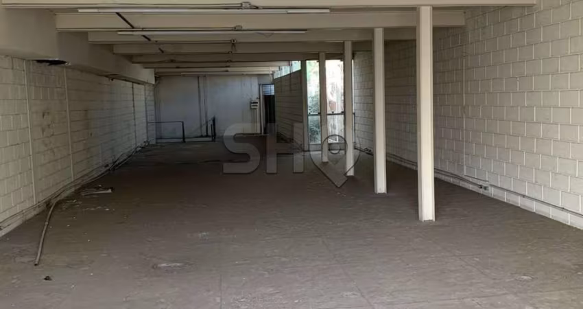 Barracão / Galpão / Depósito com 4 salas para alugar na Avenida Antártica, 595, Água Branca, São Paulo