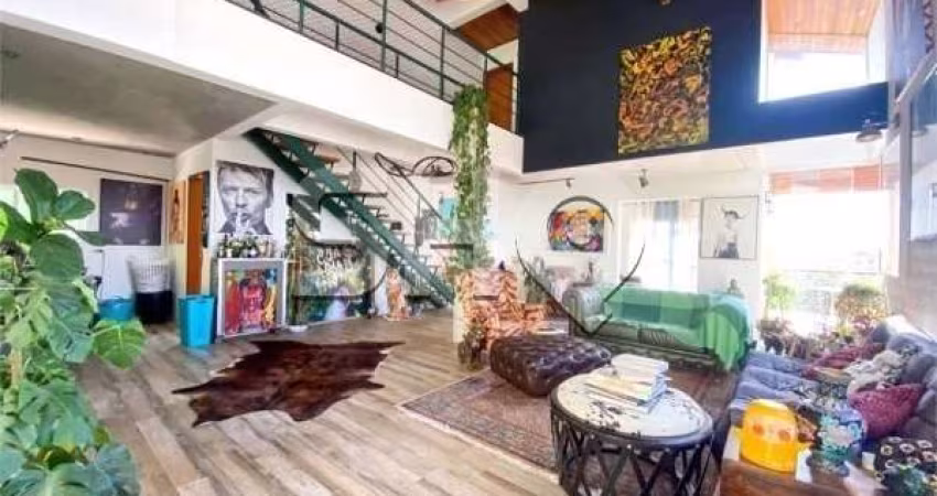 Casa com 3 quartos à venda na Rua Agariba, 153, Vila Romana, São Paulo