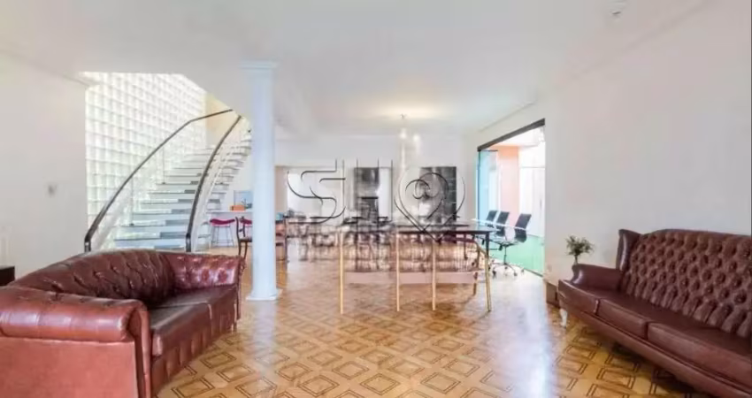 Casa com 5 quartos para alugar na Antonina, 155, Sumaré, São Paulo