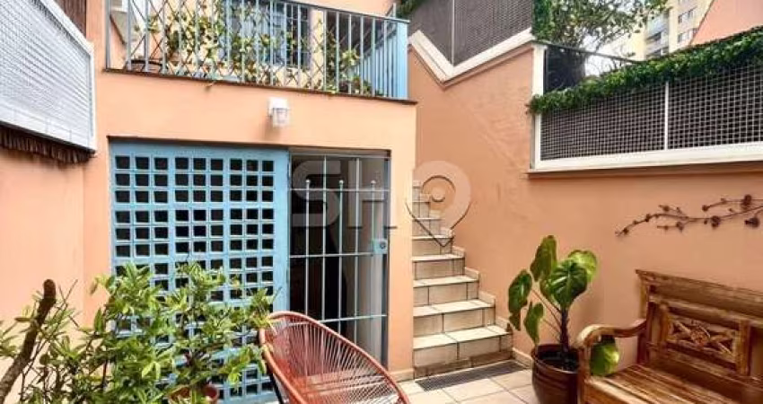 Casa com 3 quartos à venda na Rua Bergamota, 488, Alto da Lapa, São Paulo
