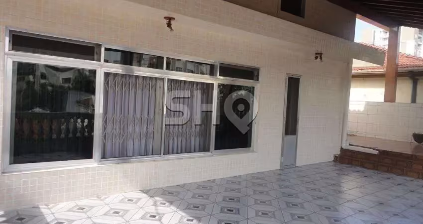 Casa com 2 quartos para alugar na Rua Delfina, 92, Vila Madalena, São Paulo
