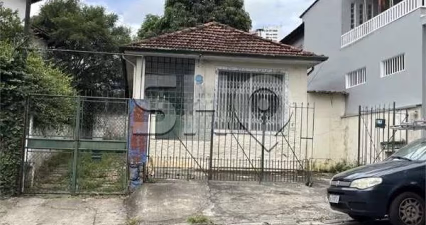 Casa com 3 quartos à venda na Rua Delfina, 250, Vila Madalena, São Paulo