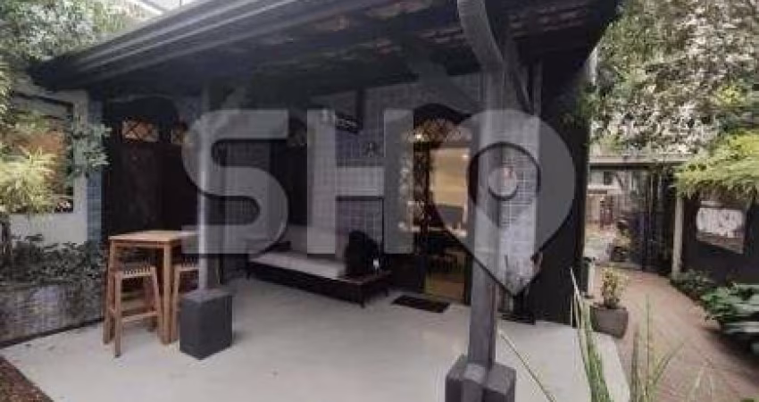 Casa comercial para alugar na Rua Groenlândia, 66, Jardim América, São Paulo