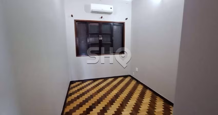 Casa com 4 quartos à venda na Rua Tonelero, 581, Vila Ipojuca, São Paulo