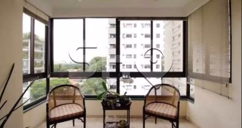 Apartamento com 4 quartos à venda na Rua Ourânia, 190, Vila Madalena, São Paulo