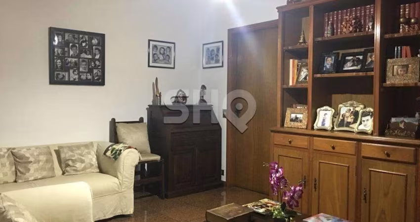 Casa em condomínio fechado com 4 quartos à venda na Sílvio Tramontano, 335, Vila Tramontano, São Paulo