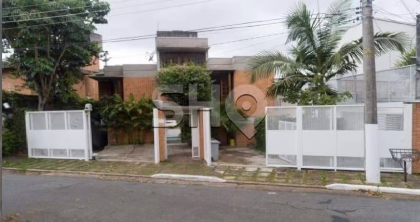 Casa com 4 quartos à venda na Rua Petrópolis, 522, Sumaré, São Paulo