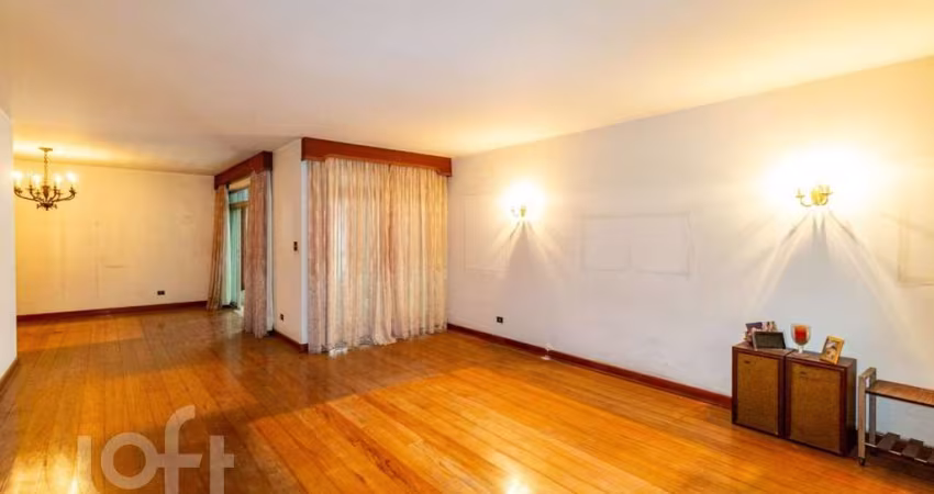 Casa com 3 quartos à venda na Rua Inajaroba, 156, Moema, São Paulo