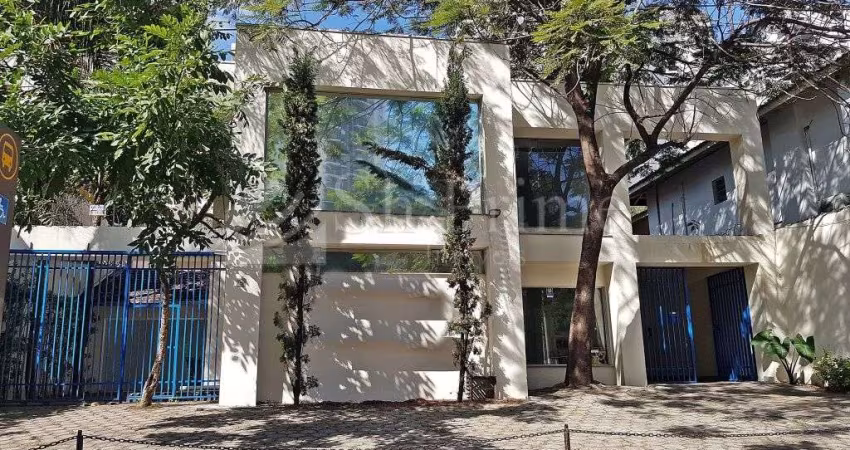 Casa com 1 quarto para alugar na Avenida Pacaembu, 1105, Pacaembu, São Paulo
