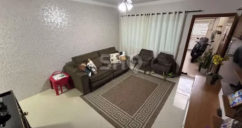 Casa com 2 quartos à venda na Natércia, 13, Vila Carolina, São Paulo