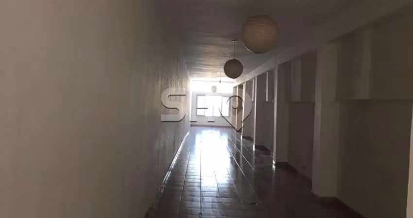 Barracão / Galpão / Depósito à venda na Rua Delfina, 90, Vila Madalena, São Paulo
