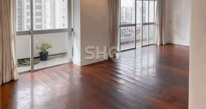 Apartamento com 3 quartos para alugar na Alameda dos Arapanés, 628, Indianópolis, São Paulo
