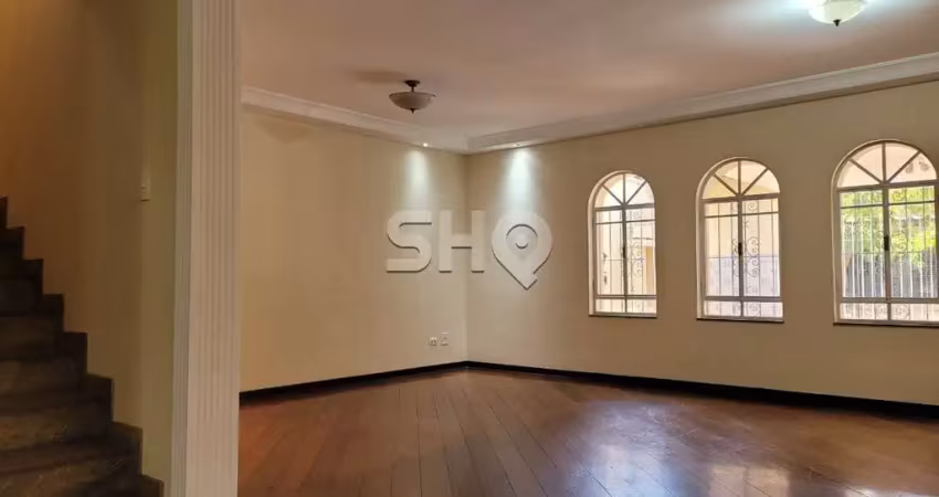 Casa com 4 quartos para alugar na Rua Aimberê, 1833, Sumaré, São Paulo