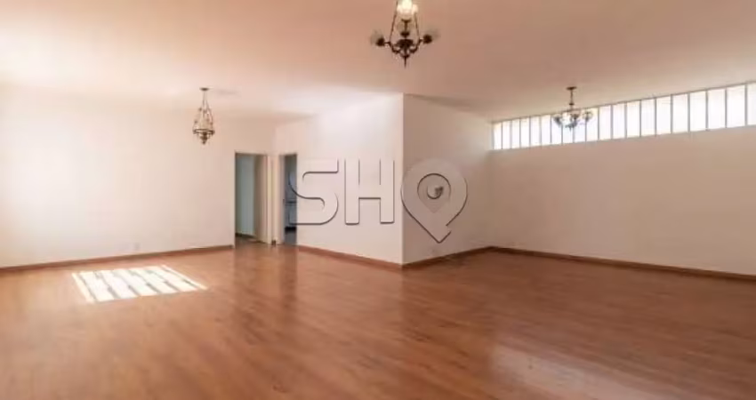 Casa com 3 quartos para alugar na Rua Professor Nicolau Moraes Barros, 164, Jardim das Bandeiras, São Paulo