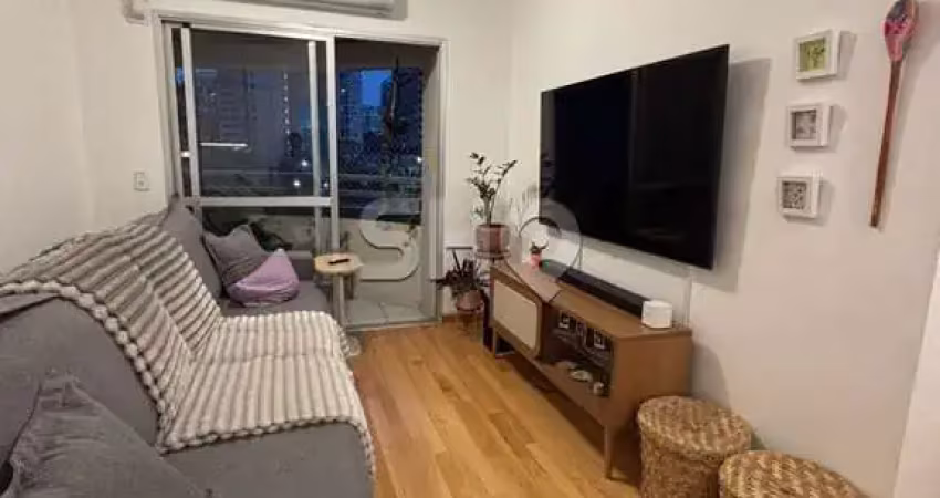 Apartamento com 3 quartos para alugar na Rua Barão do Bananal, 490, Pompéia, São Paulo