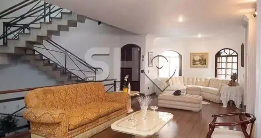 Casa com 4 quartos para alugar na Rua Andréa Del Sarto, 64, Tremembé, São Paulo