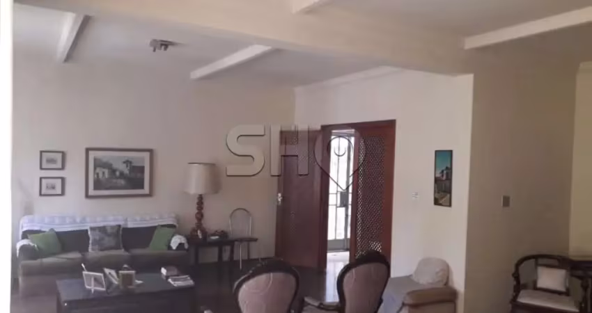 Casa com 4 quartos à venda na Rua Muniz de Sousa, 1296, Aclimação, São Paulo