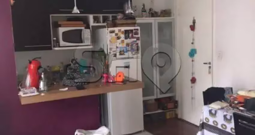 Apartamento com 2 quartos à venda na Rua Doutor Sérgio Meira, 230, Barra Funda, São Paulo