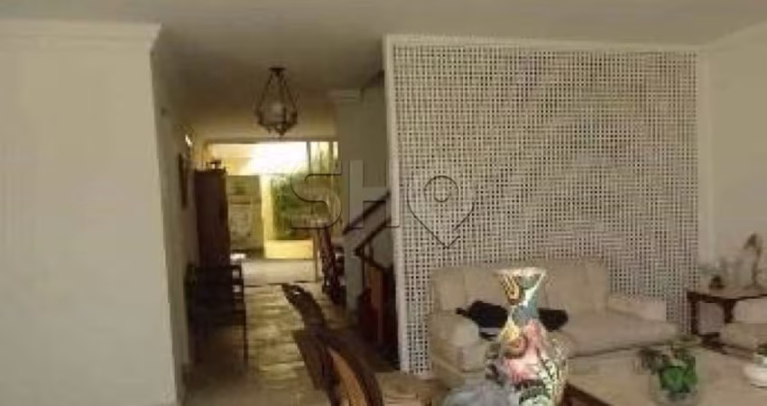 Casa com 4 quartos à venda na Rua André Dreyfus, 197, Sumaré, São Paulo