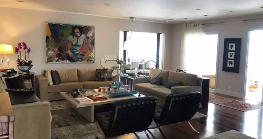 Casa em condomínio fechado com 4 quartos à venda na Rua Job Lane, 811, Jardim Petrópolis, São Paulo