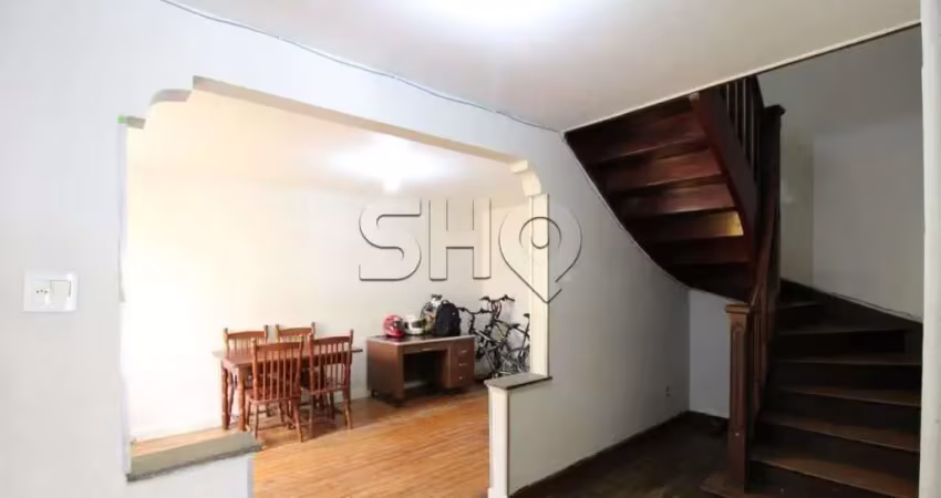 Casa com 3 quartos à venda na Rua Faustolo, 106, Vila Romana, São Paulo