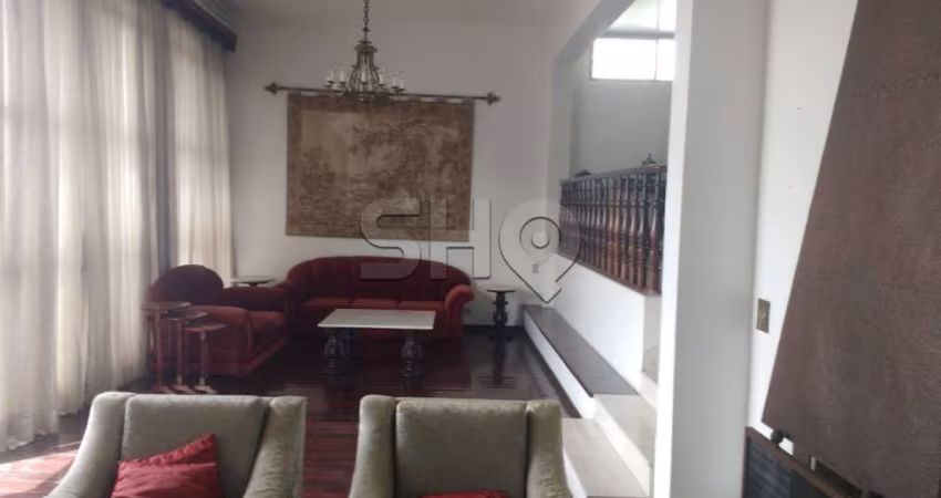 Casa com 3 quartos para alugar na Rua Cardoso de Almeida, 1925, Perdizes, São Paulo