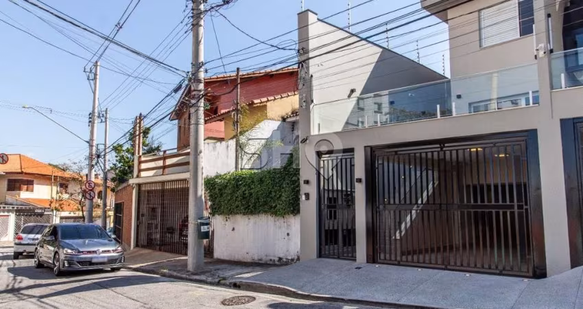 Casa com 3 quartos à venda na Rua Antônio Borba, 328, Vila Madalena, São Paulo
