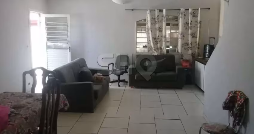 Casa com 3 quartos à venda na Rua Matias Arrudão, 197, Jardim Monte Alegre, São Paulo