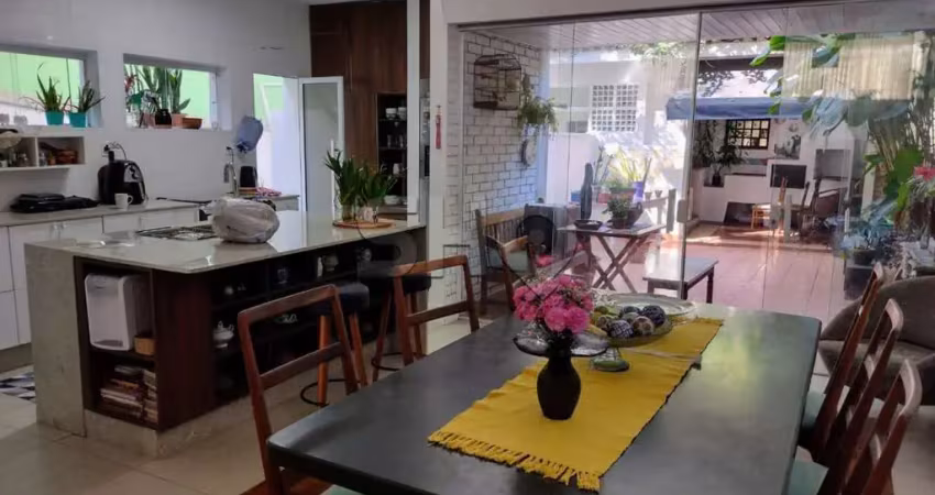 Casa com 4 quartos à venda na Rua Ametista, 38, Aclimação, São Paulo