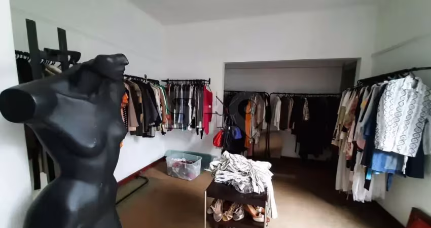Casa comercial à venda na Rua Cardeal Arcoverde, 756, Pinheiros, São Paulo