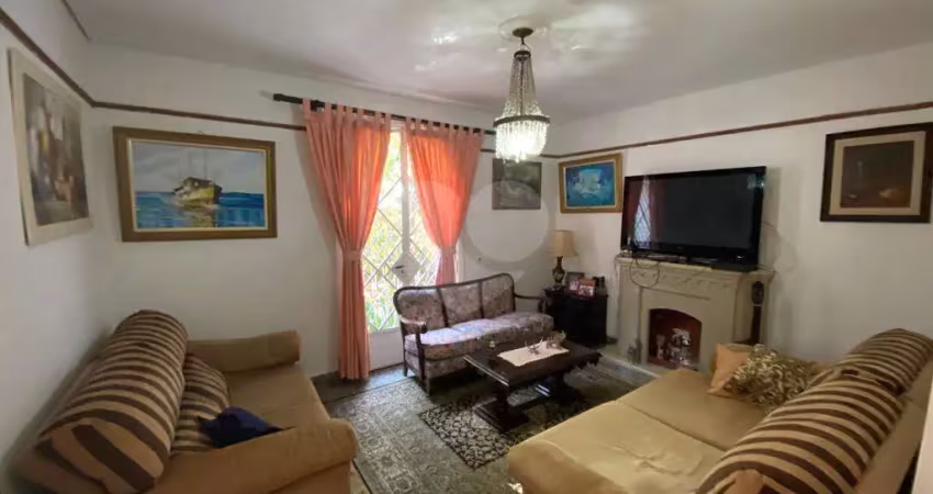 Casa com 3 quartos à venda na Rua Tomé de Souza, Lapa, São Paulo