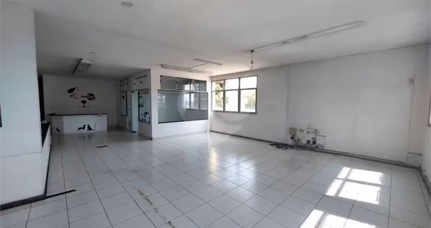 Ponto comercial para alugar na Rua Cerro Corá, Vila Romana, São Paulo