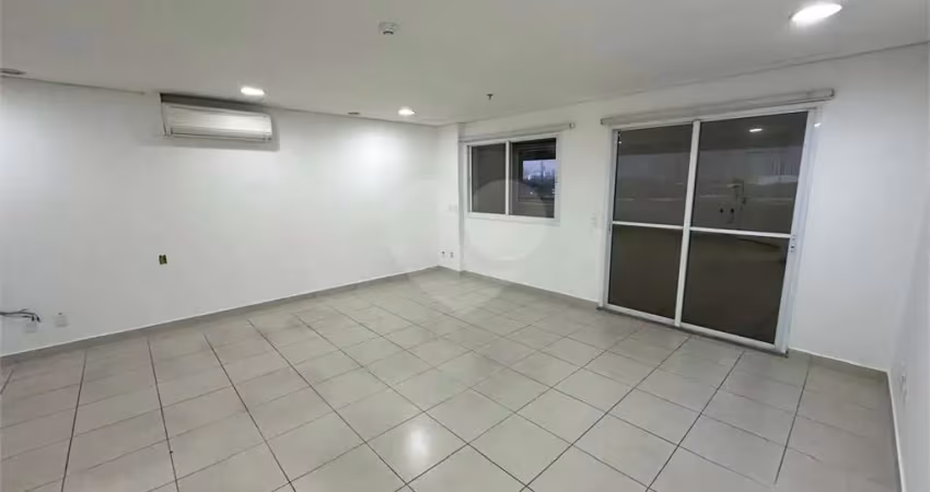 Sala comercial para alugar na Avenida Queiroz Filho, Vila Leopoldina, São Paulo