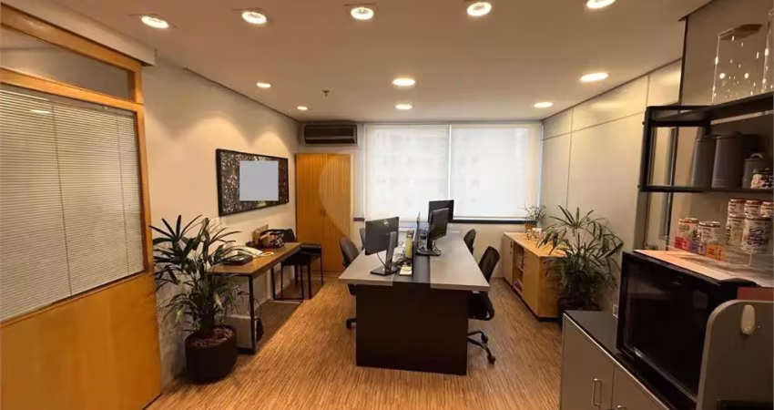 Sala comercial à venda na Rua Cotoxó, Perdizes, São Paulo