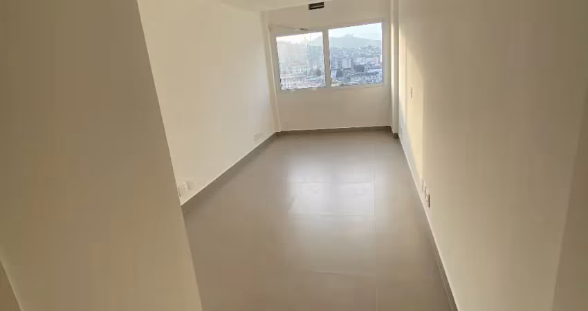 Sala comercial para alugar na Avenida Dom Hélder Câmara, 6644, Pilares, Rio de Janeiro