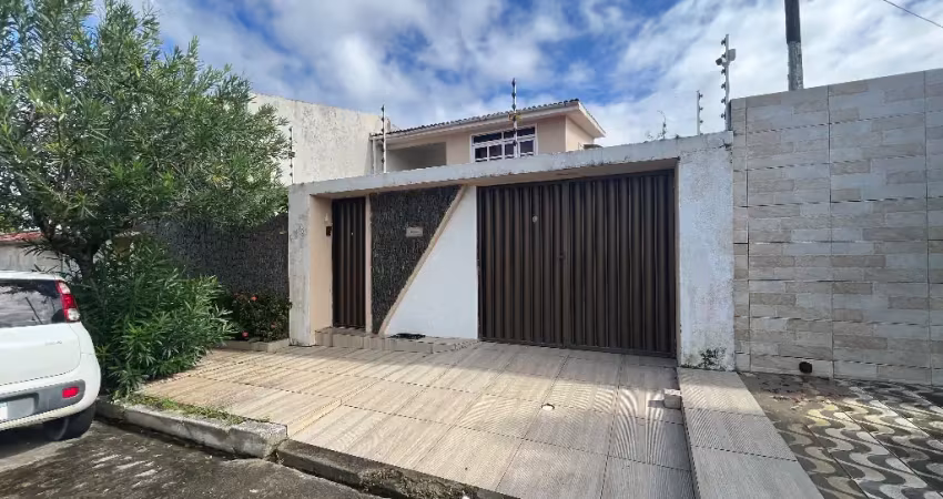 Casa com 4 quartos à venda na Rua Pedro Pedrosa, 128, Feitosa, Maceió